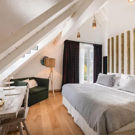 Des Neiges Centre Chalet *